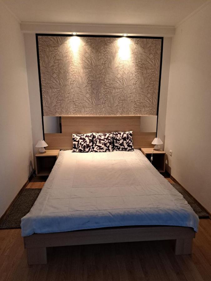 Hotel Nefelejcs Vendeghaz Balatonkenese Zewnętrze zdjęcie