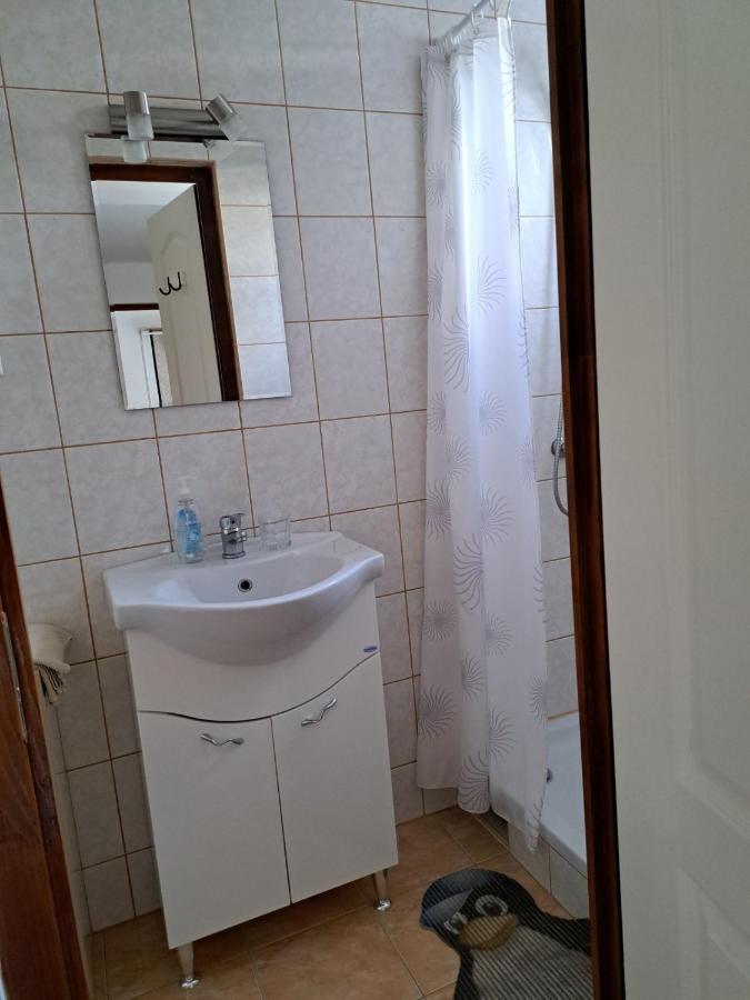Hotel Nefelejcs Vendeghaz Balatonkenese Zewnętrze zdjęcie